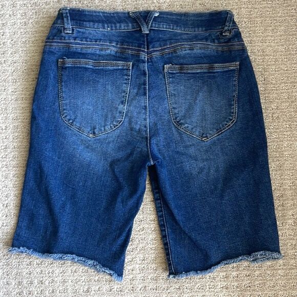 ❤️Wit & Wisdom Ab-Solution  Denim Bermuda Shorts - Picture 4 of 4